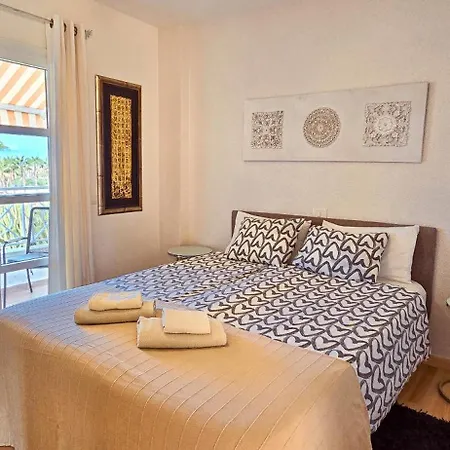 Beautiful El Duque Apartment *