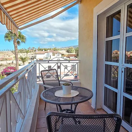 Beautiful El Duque Apartment